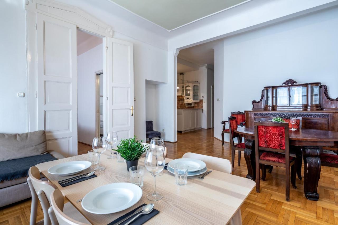 Huge Apartment In The City Center Βουδαπέστη Εξωτερικό φωτογραφία