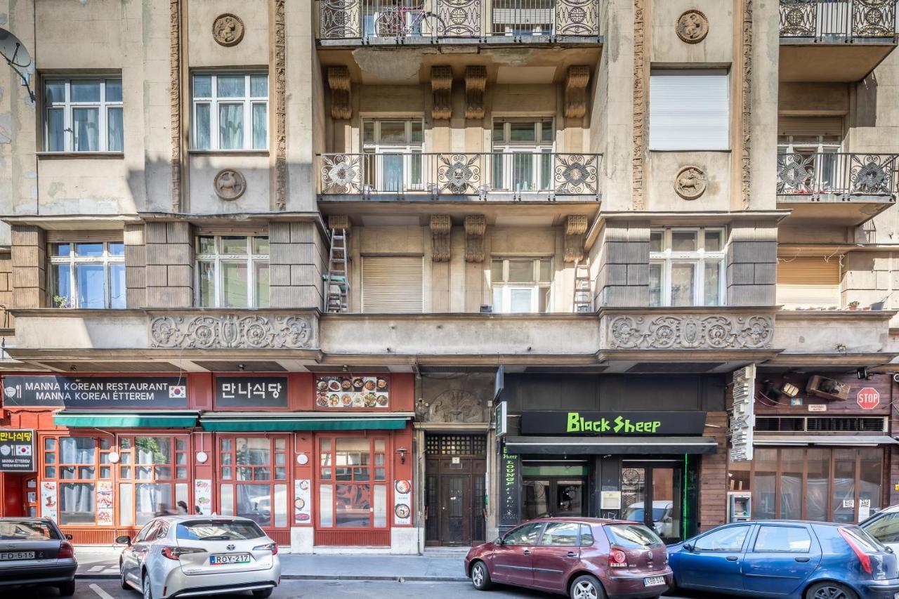 Huge Apartment In The City Center Βουδαπέστη Εξωτερικό φωτογραφία