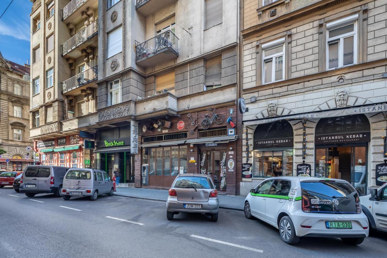 Huge Apartment In The City Center Βουδαπέστη Εξωτερικό φωτογραφία