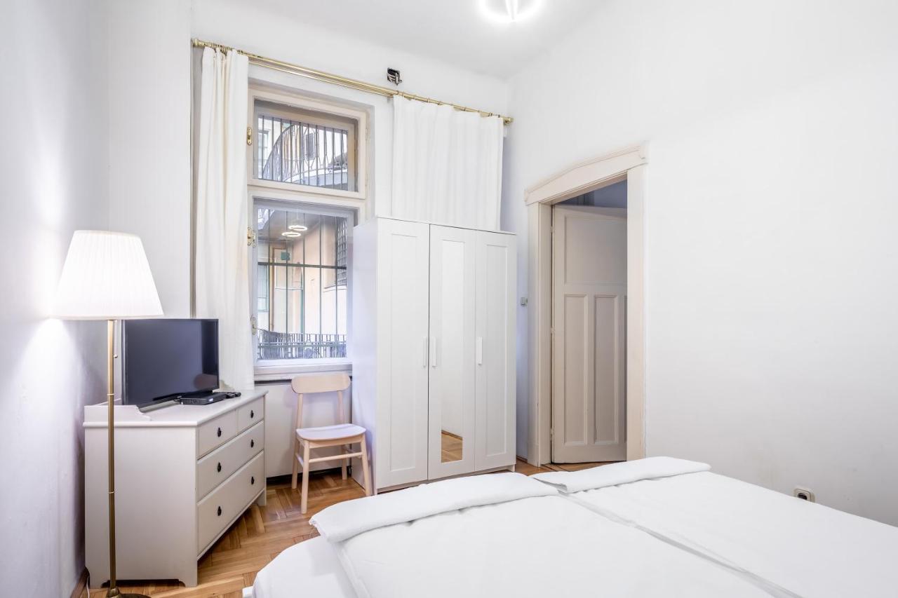 Huge Apartment In The City Center Βουδαπέστη Εξωτερικό φωτογραφία